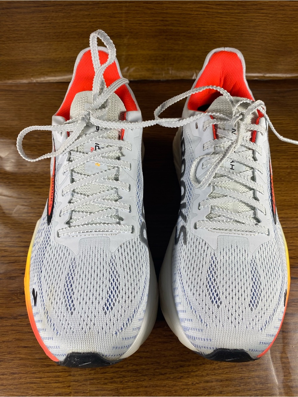 Brooks Hyperion max women’s shoe size 8 - Picture 6 of 14
